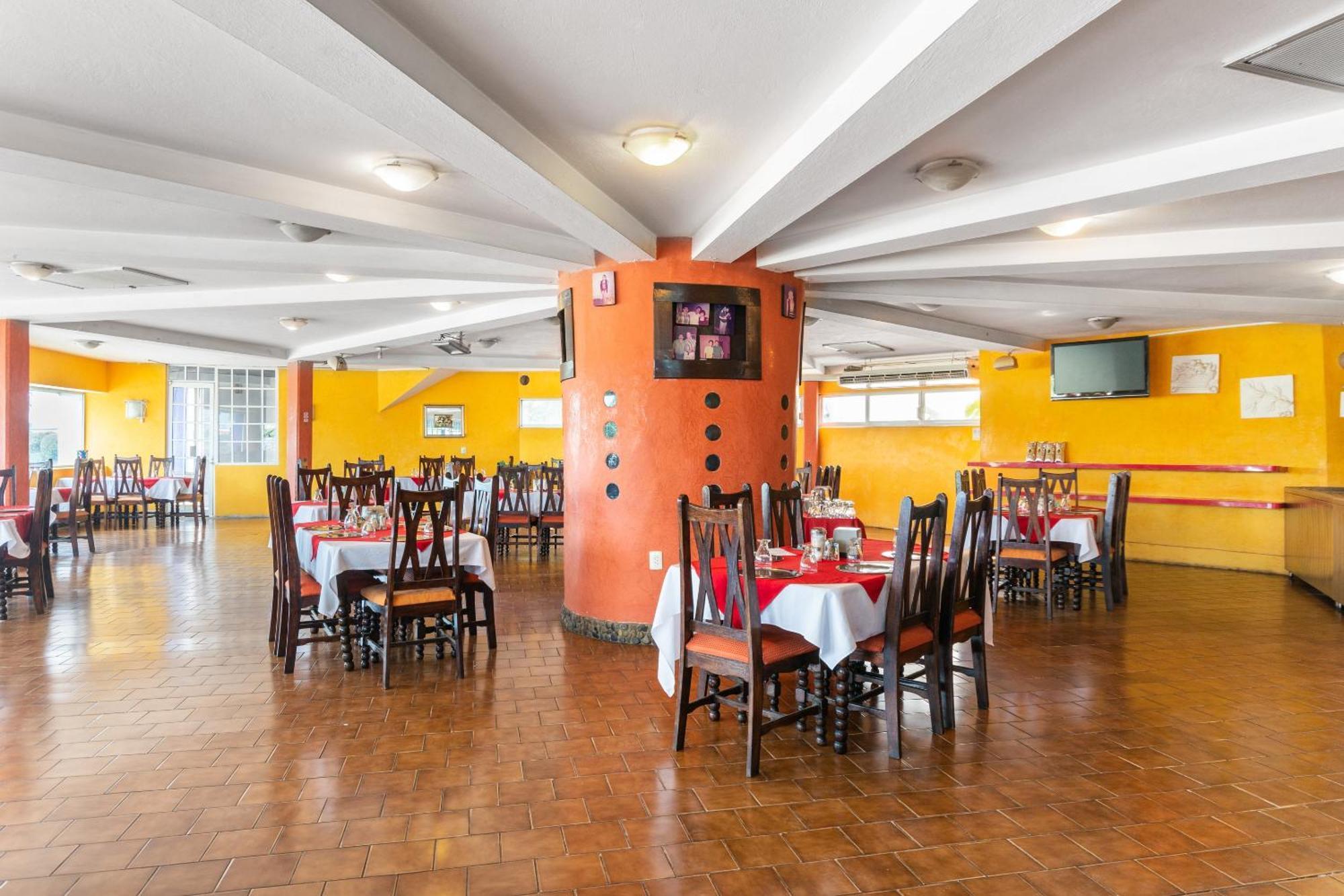 Martínez de La Torre Oyo Hotel Casa Blanca מראה חיצוני תמונה